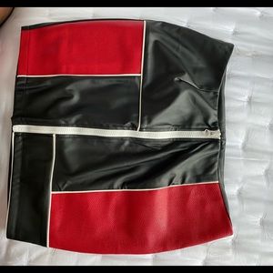 Faux leather mini skirt